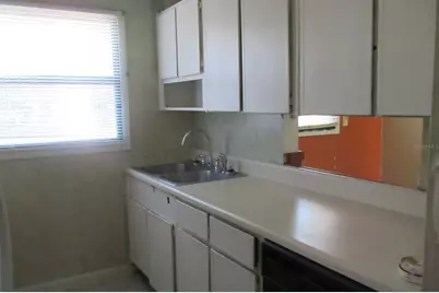 3004 NE 10th Drive, Gainesville, FL 32609 - Photo 3