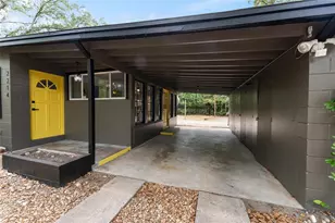 2214 NE 7th Ter, Gainesville, FL 32609 - Photo 11