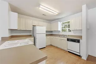 5254 SW 97th Dr, Gainesville, FL 32608 - Photo 9