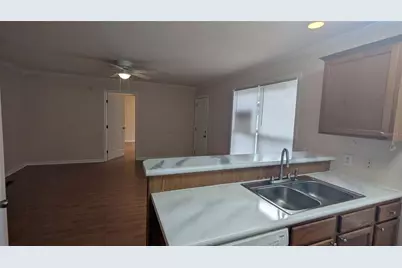 2905 SW Archer Road #T5028, Gainesville, FL 32608 - Photo 5