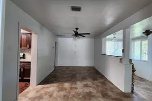 1014 NE 10th Pl, Gainesville, FL 32601 - Photo 15