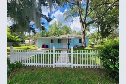 1014 NE 10th Place, Gainesville, FL 32601 - Photo 1