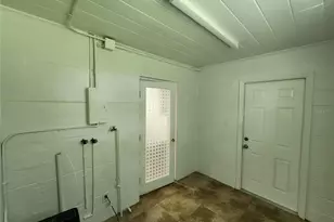 1014 NE 10th Pl, Gainesville, FL 32601 - Photo 31