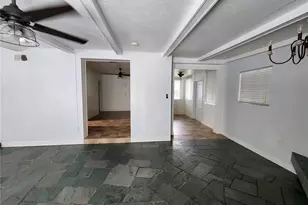 1014 NE 10th Pl, Gainesville, FL 32601 - Photo 13