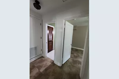 1014 NE 10th Place, Gainesville, FL 32601 - Photo 45