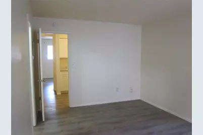 7012 SW 6th Place #C, Gainesville, FL 32607 - Photo 5