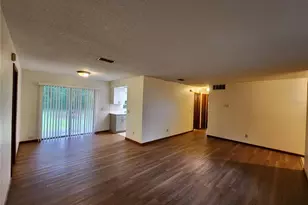 1209 SW 80th Dr, Gainesville, FL 32607 - Photo 5