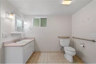 2002 NW 11th Road, Gainesville, FL 32605 - Photo 43