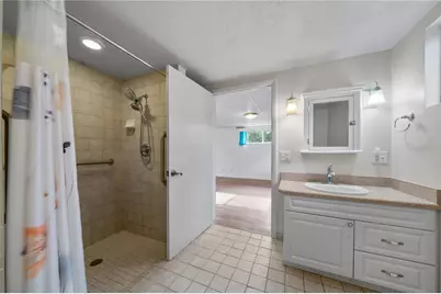 2002 NW 11th Road, Gainesville, FL 32605 - Photo 45