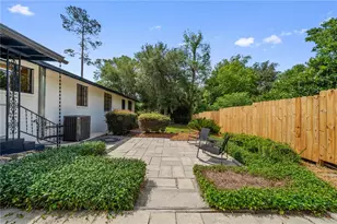 2002 NW 11th Rd, Gainesville, FL 32605 - Photo 47