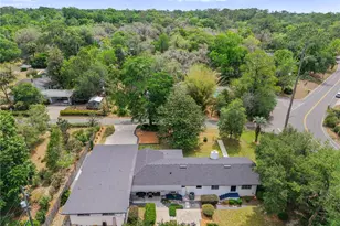 2002 NW 11th Rd, Gainesville, FL 32605 - Photo 5