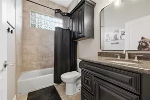 25672 NW 173rd Ave, High Springs, FL 32643 - Photo 23
