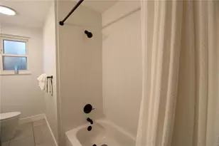 3745 SW 6th Pl, Gainesville, FL 32607 - Photo 17