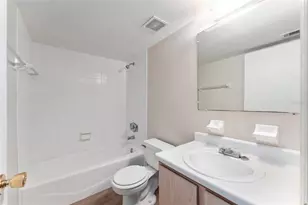 2360 SW Archer Rd, Gainesville, FL 32608 - Photo 17