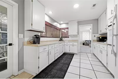 3321 NW 29th Avenue, Gainesville, FL 32605 - Photo 13