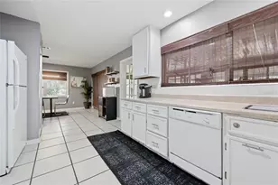 3321 NW 29th Ave, Gainesville, FL 32605 - Photo 17
