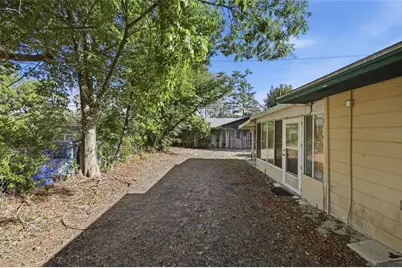3321 NW 29th Avenue, Gainesville, FL 32605 - Photo 43