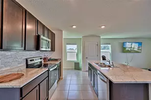 1100 NW 248th Dr, Newberry, FL 32669 - Photo 11