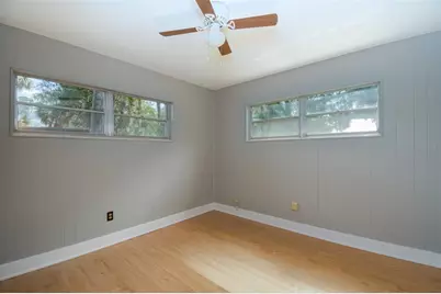 703 NE 6th Place, Gainesville, FL 32601 - Photo 5