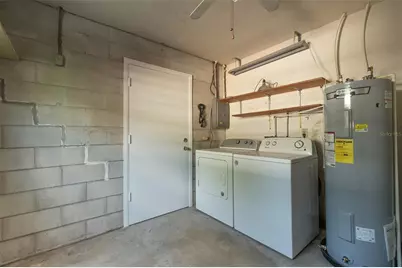 703 NE 6th Place, Gainesville, FL 32601 - Photo 25