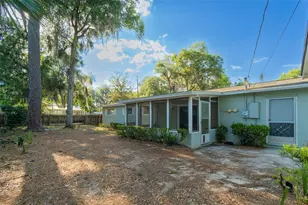 703 NE 6th Pl, Gainesville, FL 32601 - Photo 7