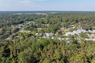703 NE 6th Pl, Gainesville, FL 32601 - Photo 3