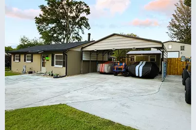 18143 NW 251st Terrace, High Springs, FL 32643 - Photo 1