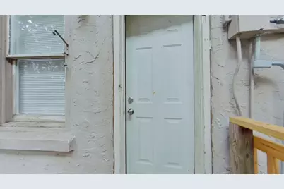 1412 NW 3rd Avenue #Upstairs, Gainesville, FL 32603 - Photo 1