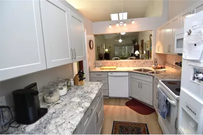 4941 SW 10th Lane, Gainesville, FL 32607 - Photo 11
