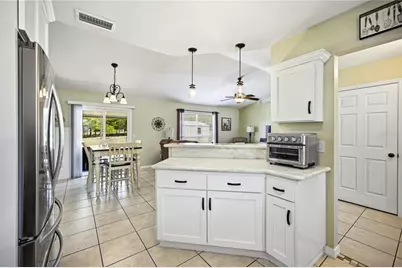 15816 NW 120th Place, Alachua, FL 32615 - Photo 9