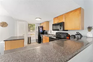 1810 NW 23rd Blvd, Gainesville, FL 32605 - Photo 7