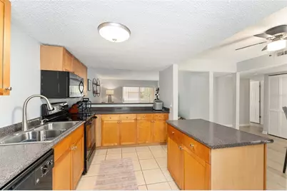 1810 NW 23rd Boulevard #163, Gainesville, FL 32605 - Photo 11
