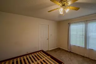 141 SE Maid Marion Ln, High Springs, FL 32643 - Photo 11