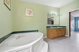 9528 NW 235th Terrace, Alachua, FL 32615 - Photo 15