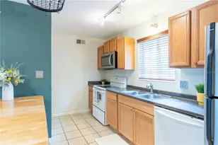 507 NW 39th Rd, Gainesville, FL 32607 - Photo 7