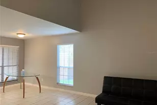 5754 SW 8th Pl, Gainesville, FL 32607 - Photo 9