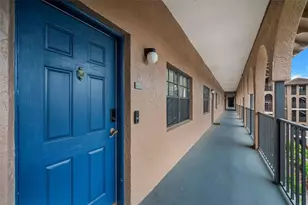 6100 Gulfport Blvd S, Gulfport, FL 33707 - Photo 3