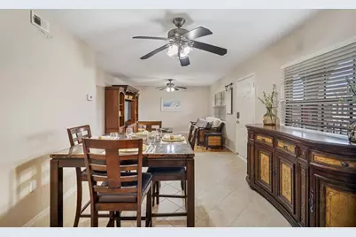 6100 Gulfport Boulevard S #402, Gulfport, FL 33707 - Photo 7