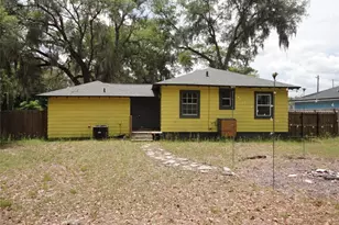 1334 NE 1st Ave, Gainesville, FL 32641 - Photo 13