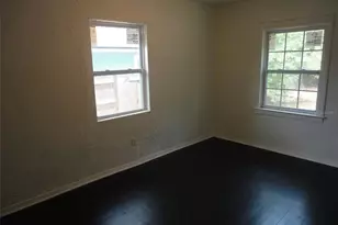 1334 NE 1st Ave, Gainesville, FL 32641 - Photo 11