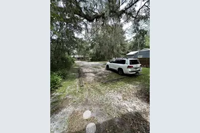 725 NE 5th Avenue, Gainesville, FL 32601 - Photo 13