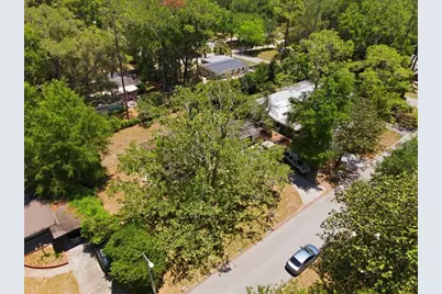 517 NW 36th Terrace, Gainesville, FL 32607 - Photo 29