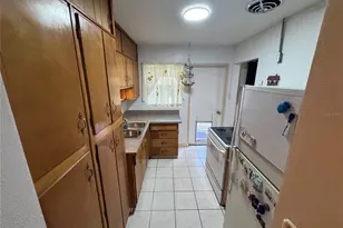 517 NW 36th Ter, Gainesville, FL 32607 - Photo 25