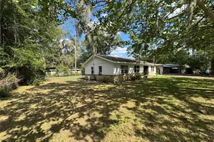 517 NW 36th Ter, Gainesville, FL 32607 - Photo 3
