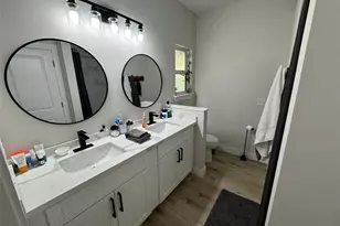 8031 NW 172nd Ln, Fanning Springs, FL 32693 - Photo 21