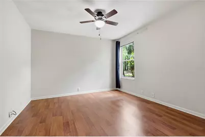 1736 NW 16th Place, Gainesville, FL 32605 - Photo 15