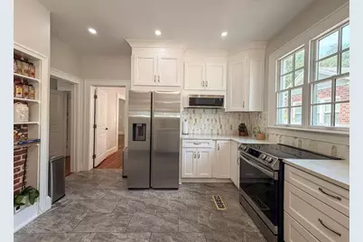 417 SW 10th Street, Gainesville, FL 32601 - Photo 13