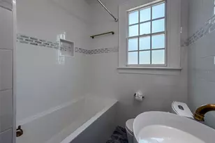 417 SW 10th St, Gainesville, FL 32601 - Photo 19