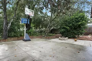 1032 NE 19th Pl, Gainesville, FL 32609 - Photo 29