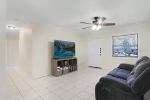 220 SE 71st St, Gainesville, FL 32641 - Photo 7